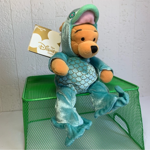 Vintage Disney💧Pisces🐠Winnie the Pooh Bean Bag plushie 8” - Picture 1 of 9